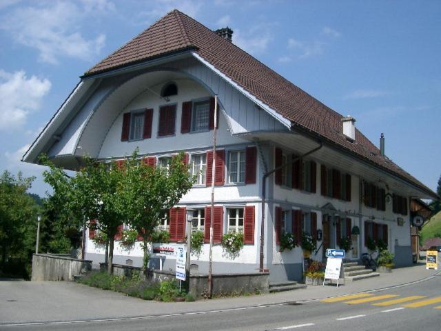 Landgasthof-Hotel Adler Лангнау Экстерьер фото
